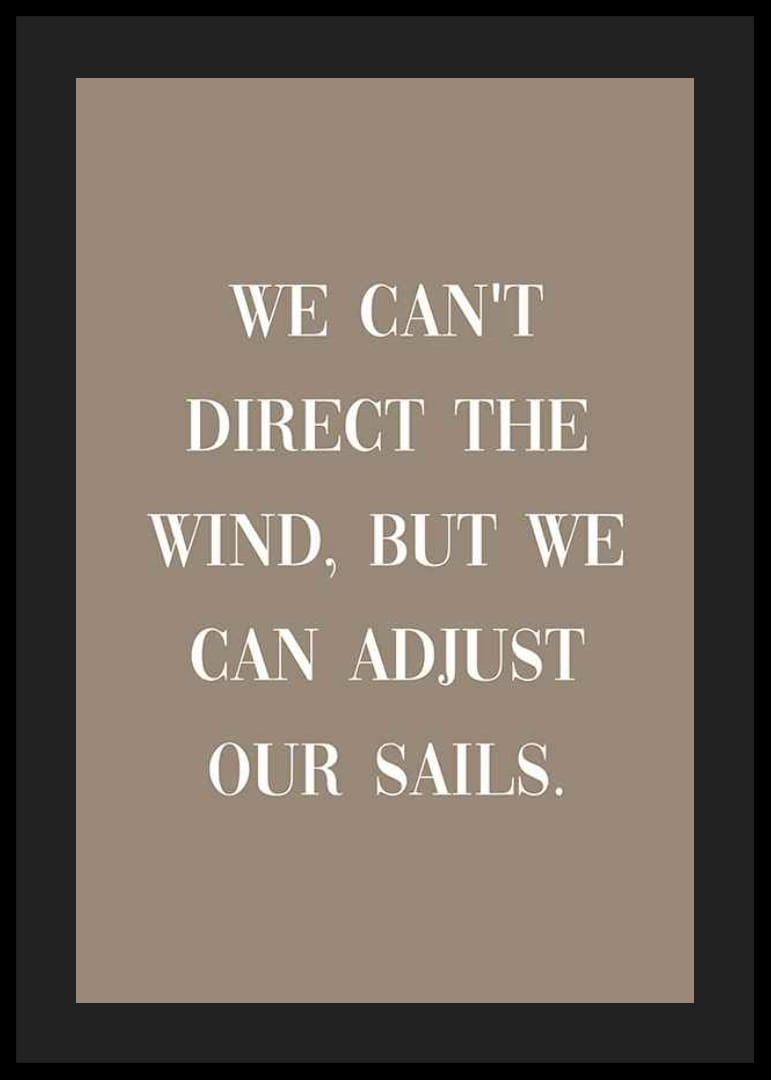 Balta motyvacinė citata rudame, vientisos spalvos fone-12