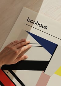 Bauhaus ihlette absztrakt kompozíció piros, sárga és fekete színben-3