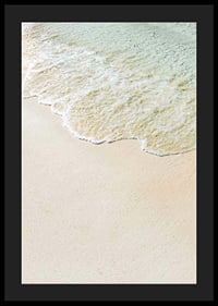 Fotografi av mjukt vågskum mot sandstrand i pastelltoner-4