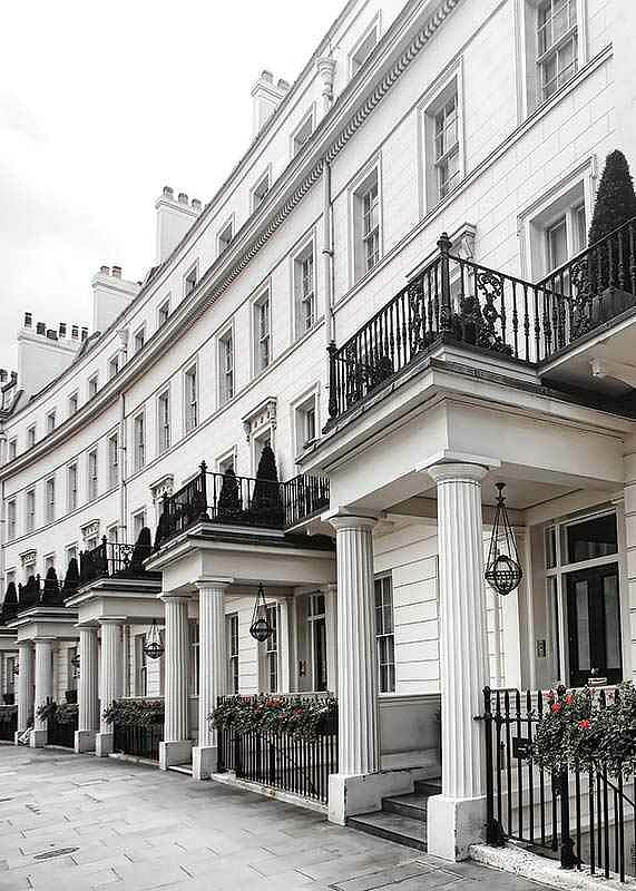 Belgravia District-12