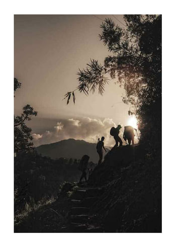 Juliste Hikers Climbing