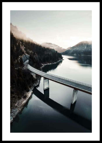 Affiche Bridge Over Lake