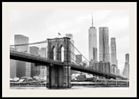 Black and white view of Brooklyn Bridge and New York skyline-2