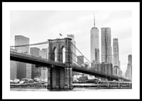 Black and white view of Brooklyn Bridge and New York skyline-0