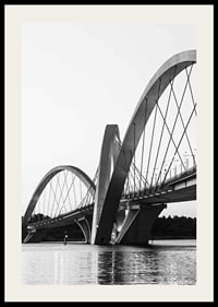 Black and white view of the Juscelino Kubitschek Bridge in Brasília-2