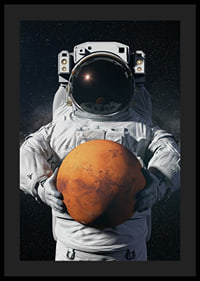 Kuvitettu astronautti pitelee Marsia tähtien täyttämää avaruutta vasten-0