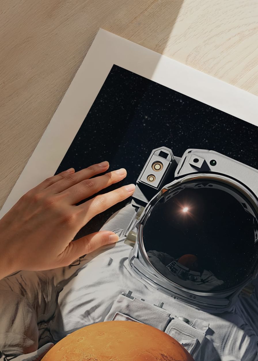 Astronaut-12