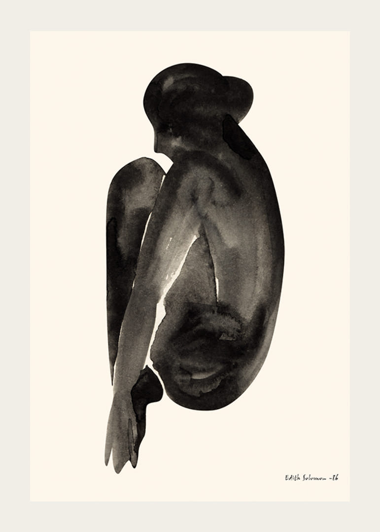 Akvarel af siddende kvinde i sort på lys baggrund-12