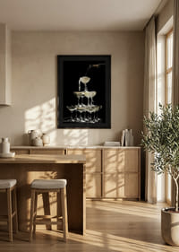 Zdjęcie wieży szampana z unoszącymi się bąbelkami na czarnym tle-8