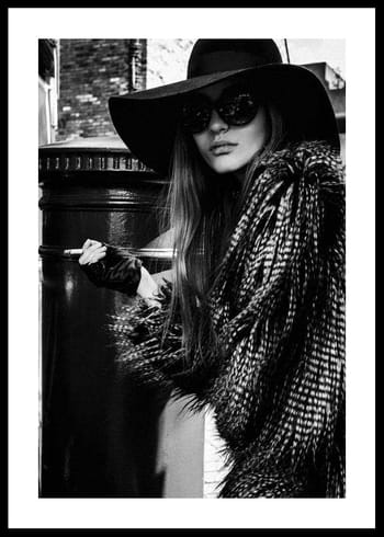 Poster Dressed in Black