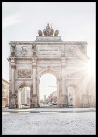 Fotografi av Siegestor i München med mjukt morgonljus-6