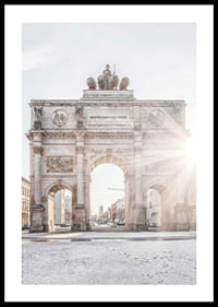 Fotografi av Siegestor i München med mjukt morgonljus-0