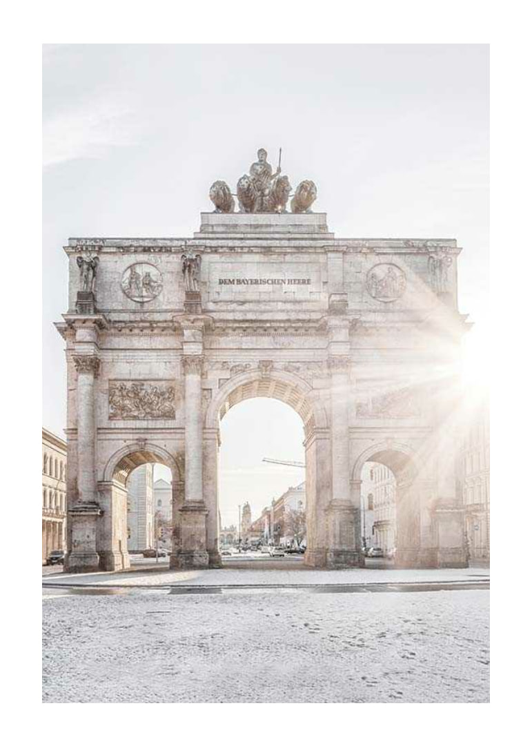 Fotografi av Siegestor i München med mjukt morgonljus-12