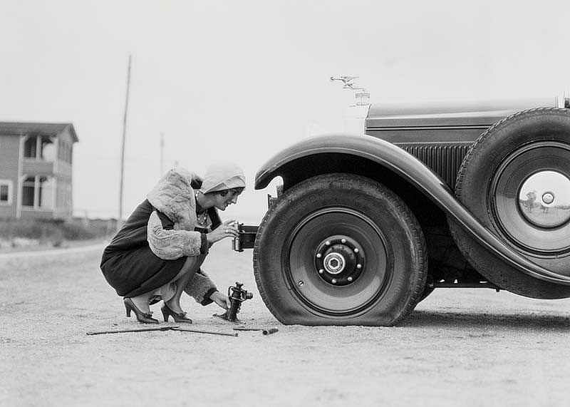 Old Car Flat Tire-12