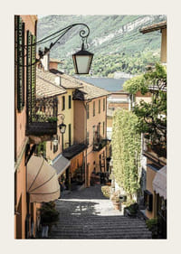 Photograph of narrow alley in Bellagio with pastel colored houses-3