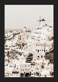 Vita hus i Oia på Santorini med vindkvarn och ljus bakgrund-5