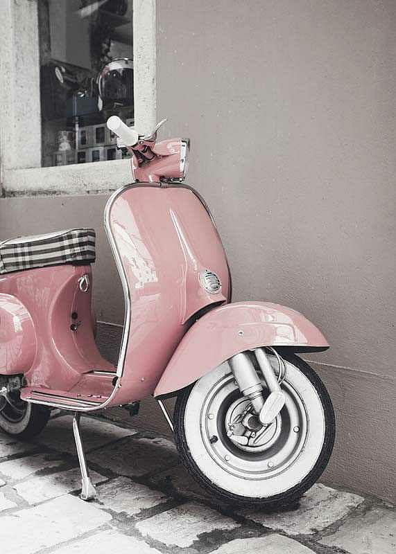 Pink Old Vespa-12