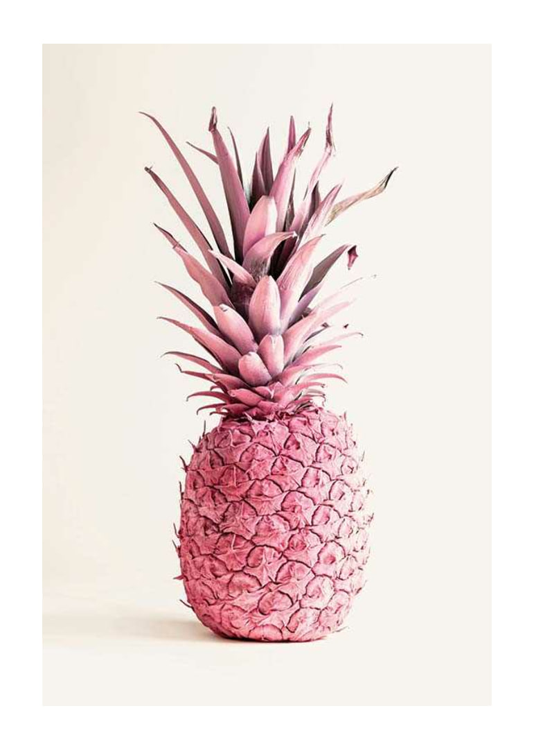 Foto van roze ananas tegen een heldere, effen achtergrond-12