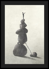 Vyro su žiūronais ant sukrautų akmenų iliustracija, pilkos spalvos-4