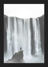 Ilustrovaná silueta osamelého človeka pri veľkom vodopáde-5