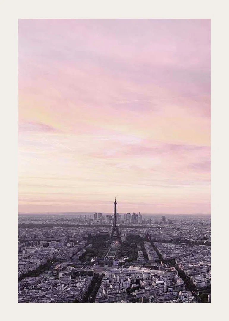 Photographic view of Paris with the Eiffel Tower in purple evening light-12