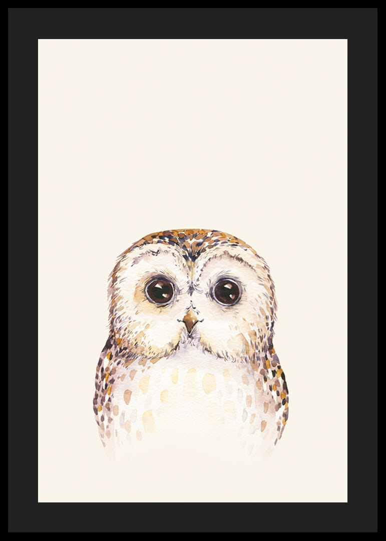 Ilustración de acuarela de búho con ojos grandes sobre fondo beige-12