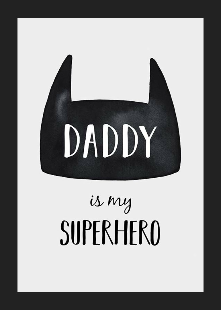Máscara de super-herói preta ilustrada com texto em fundo claro-12