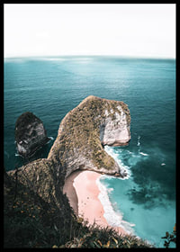 Fotografiskt motiv av klippa vid turkost hav och sandstrand-6