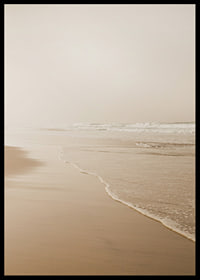 Fotografi av lång strand med vågor i mjuka beige toner-6