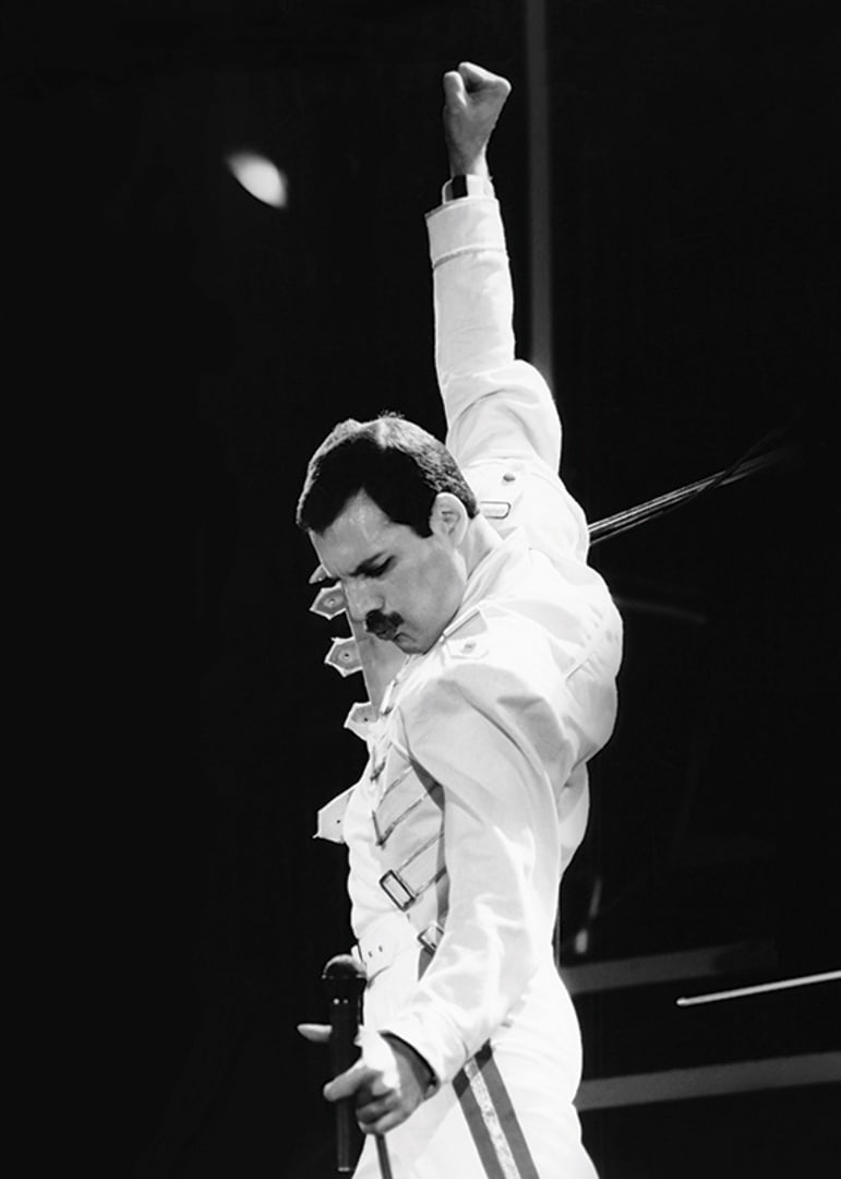 Freddie Mercury-12