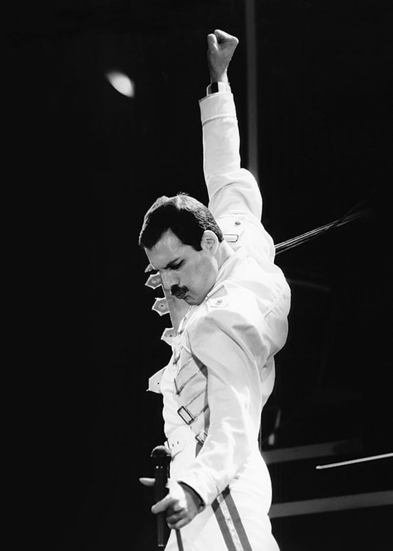 Freddie Mercury-12