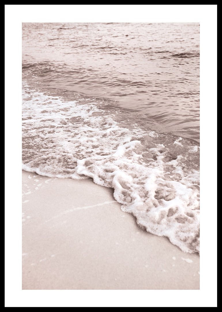 Fotografi av vågskum vid sandstrand i mjuka beige toner-12