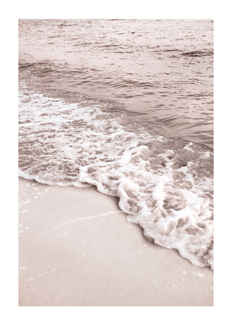 Fotografi av vågskum vid sandstrand i mjuka beige toner-12