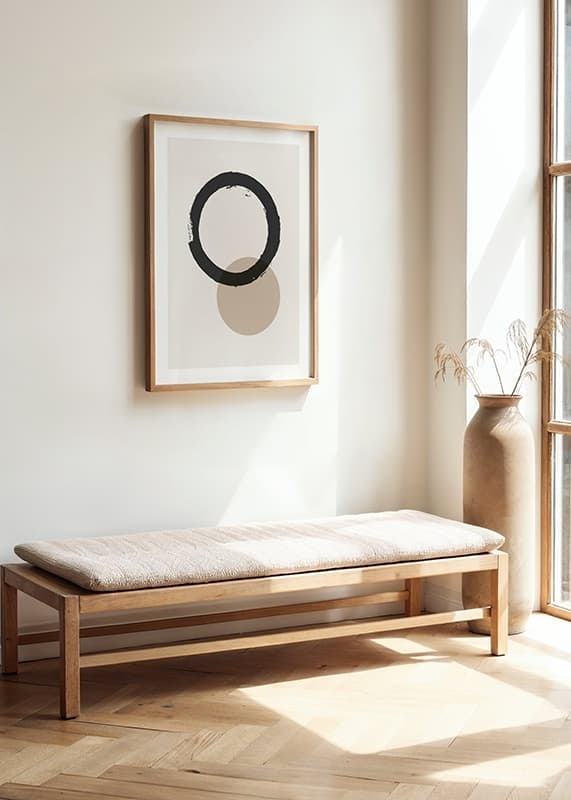 Abstrakt svart cirkel och beige rund form på ljus bakgrund-12