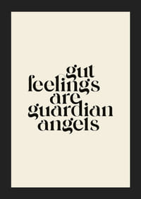 Texto preto em estilo serifado moderno em fundo bege claro-5