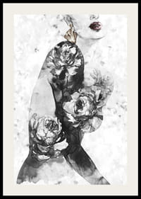 Akvarellillustration av kvinnotorso med stora blommor-2