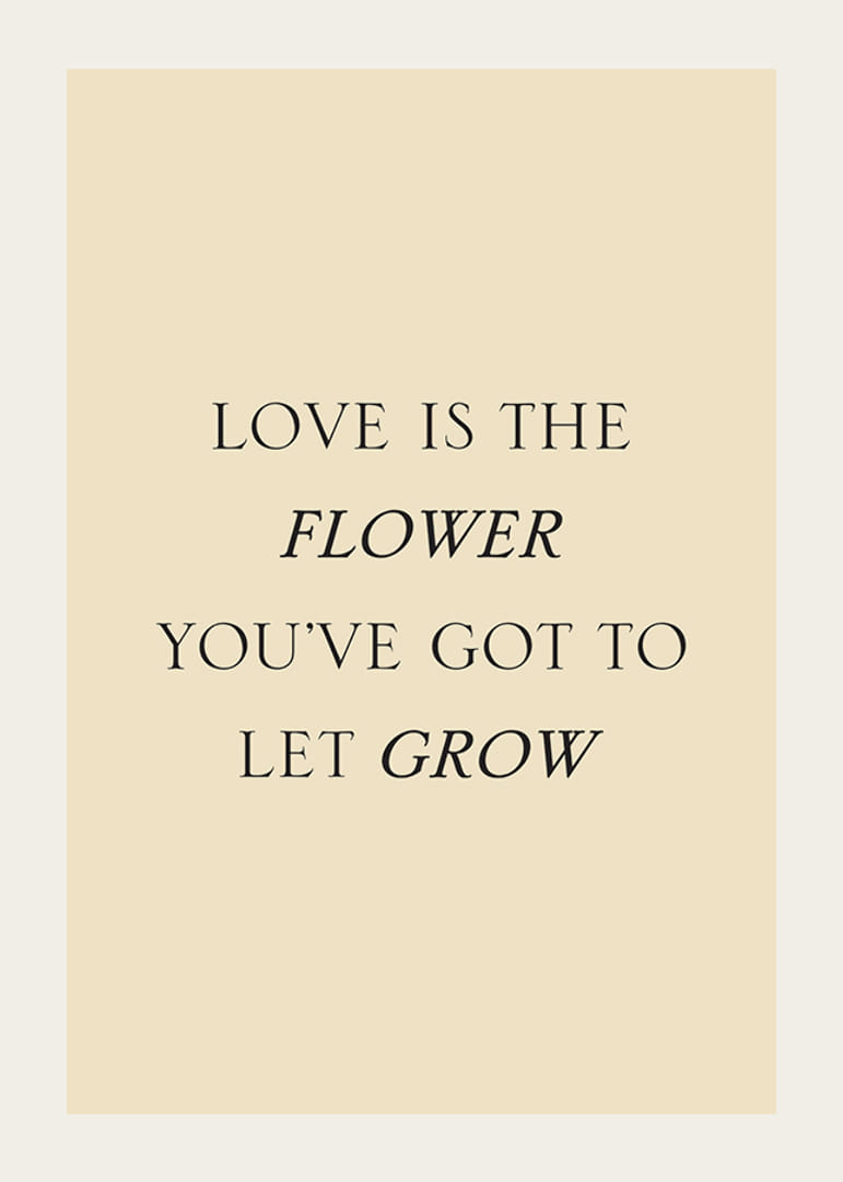 Citação de texto em preto com fonte serifada em fundo bege-12