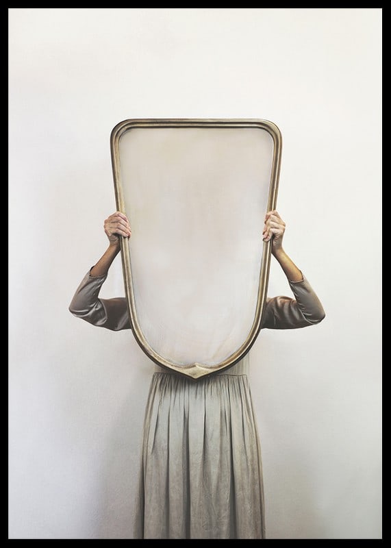 Photographic motif of woman in gray dress with mirror-12