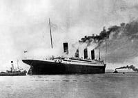 Titanic Leaving Southampton-7