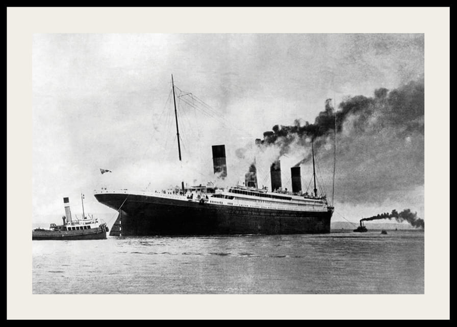 Titanic Leaving Southampton-12
