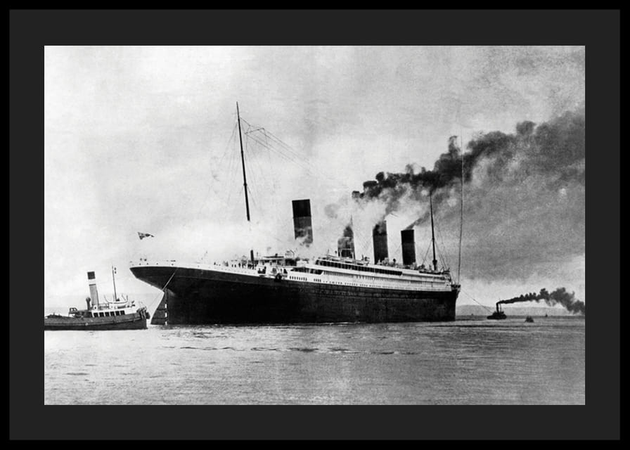 Titanic Leaving Southampton-12