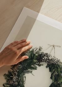 Wreath Pine Cones-5