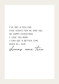 Zwarte tekstcitaat uit Fairytale of New York op witte achtergrond-3