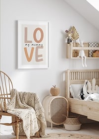 Illustration de texte graphique avec le mot LOVE dans les tons beiges-8