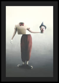 Payaso surrealista con cabeza cortada en la mano, colores suaves.-4