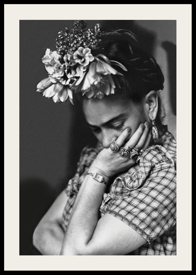 Frida Kahlo B&W-12