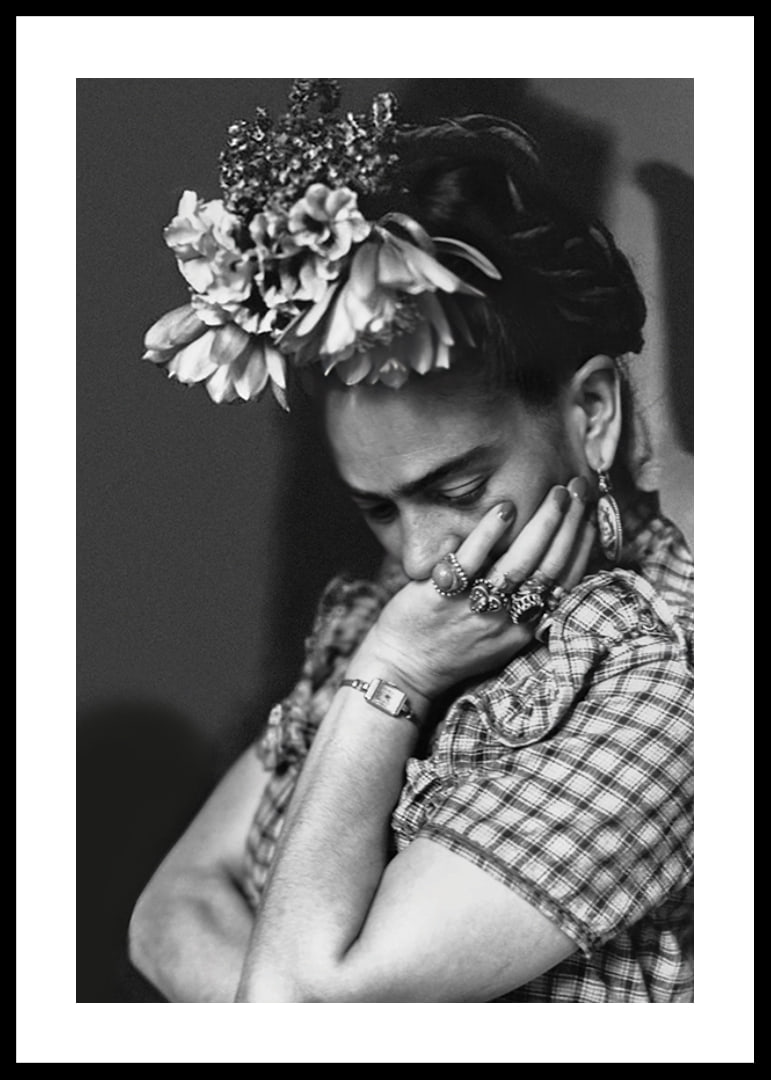 Frida Kahlo B&W-12