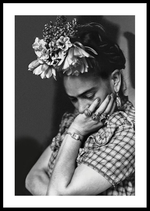 Frida Kahlo B&W-12