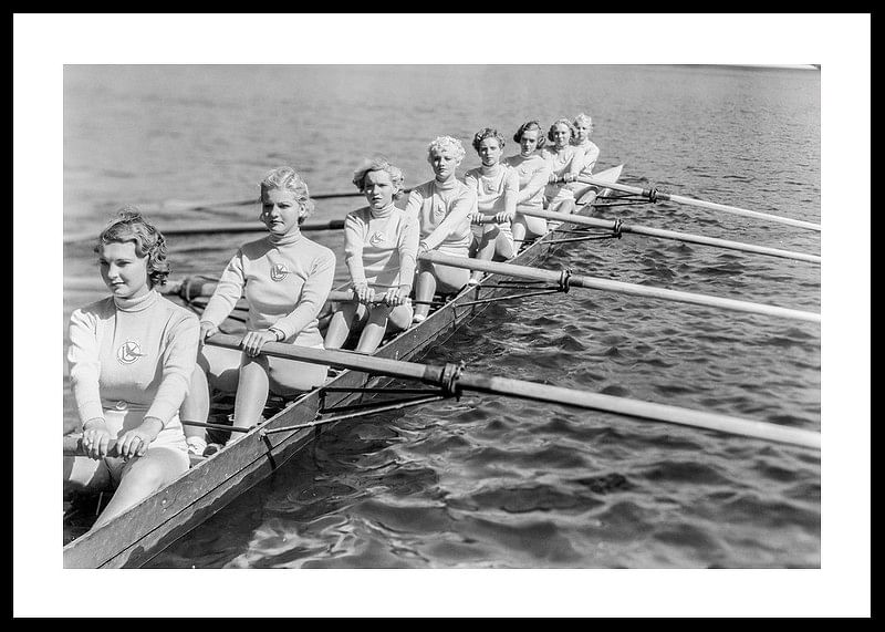 Crew Team-12