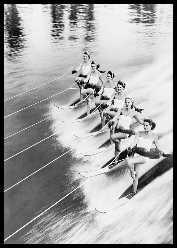 Women Water Skiing-12